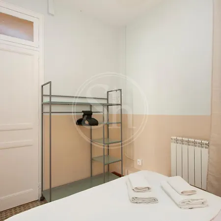 8 En Gracia Appartement